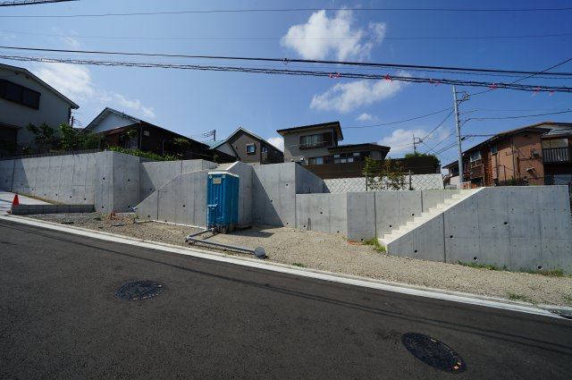 【横浜市保土ケ谷区桜ケ丘1丁目40-6新築戸建て】★仲介手数料無料★（桜台小学校・岩崎中学校）の外観