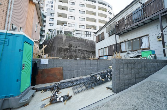 【横浜市保土ケ谷区瀬戸ケ谷町190-24新築戸建て】★仲介手数料無料★（岩崎小学校・岩崎中学校）の外観