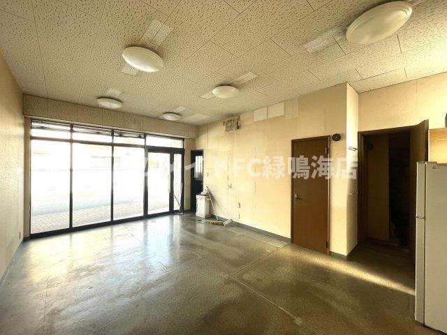 桜台店舗事務所(P1台契約可)の内装