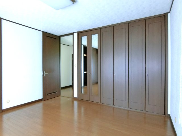 永田2007戸建ての洋室