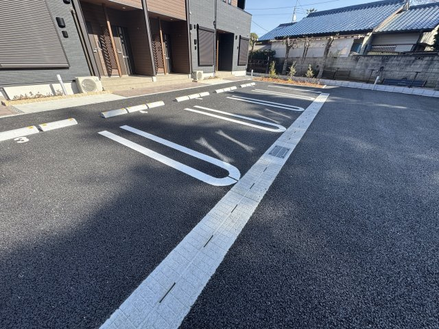 グランリーザⅠの駐車場