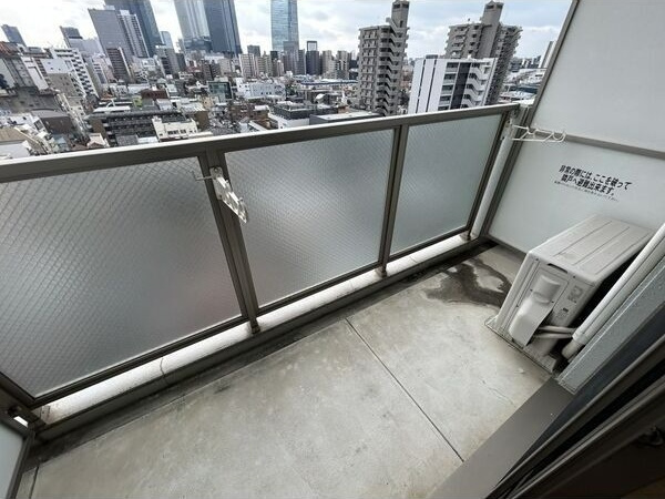 プランドール浅間町(旧ラクラス浅間町)のバルコニー