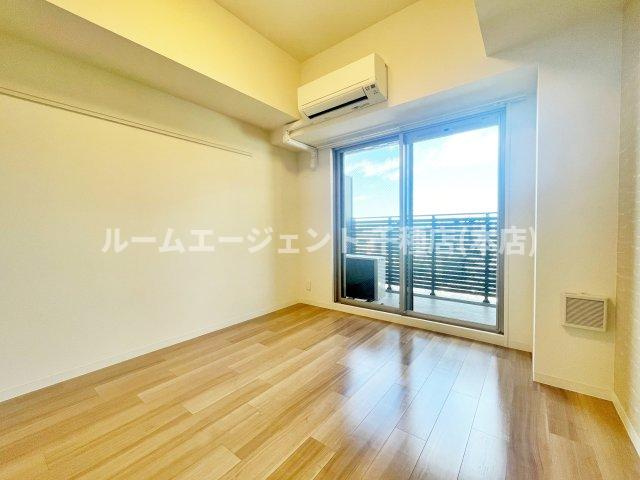 プレサンス大曽根駅前ファーストの居間・リビング