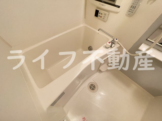 アット長田の浴室|日々の疲れを癒すお風呂付です