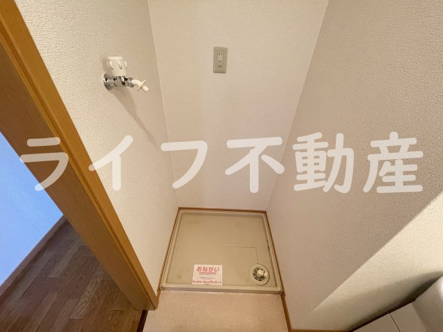 アット長田の洗面所|広い洗面スペース