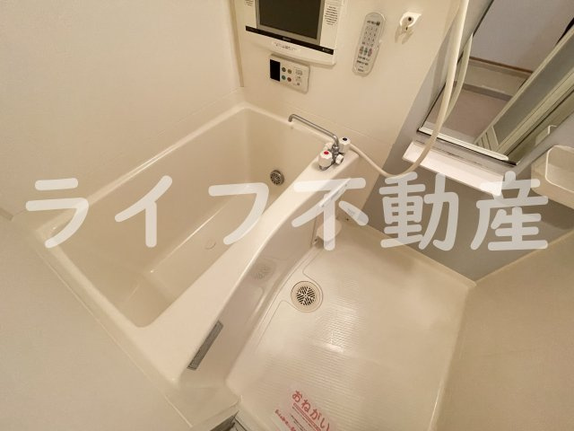 アット長田の浴室|ゆったり過ごせるお風呂です