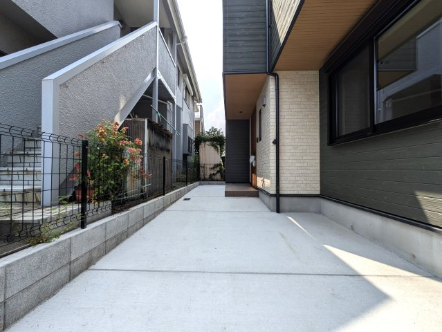 将来を含めて不動産を考える【神奈川区入江１丁目】新築戸建の駐車場|駐車場があります