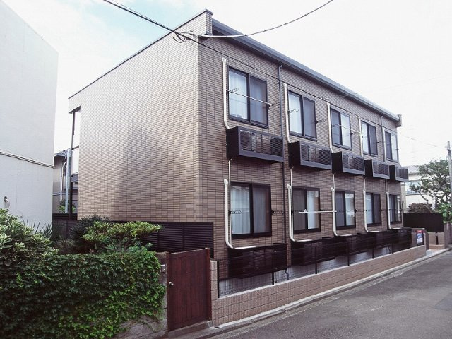 レオパレスＥａｒｌｙＰｌａｎｔの外観