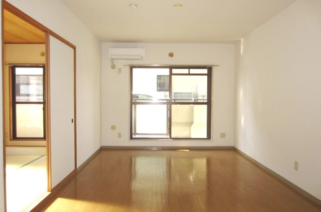 【居間・リビング】 | サニーコート高松