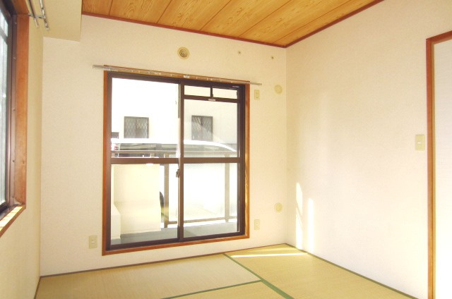 【寝室】 | サニーコート高松