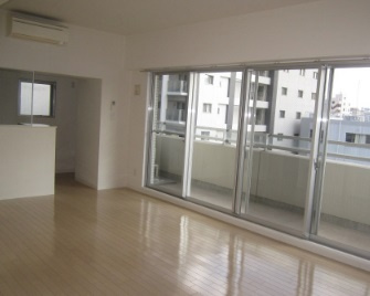 大阪市中央区瓦屋町１丁目の賃貸マンションの内装