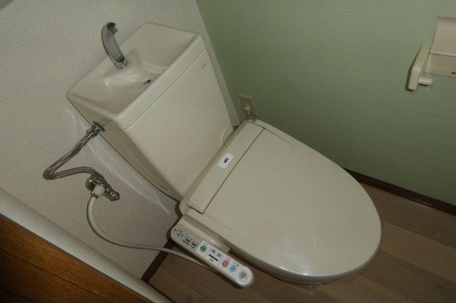 クオリティパレスのトイレ|シャワー付きトイレ