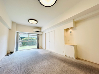 【居間・リビング】 | 杁中スカイタウンＡ棟 | ゆったり過ごせるリビングです