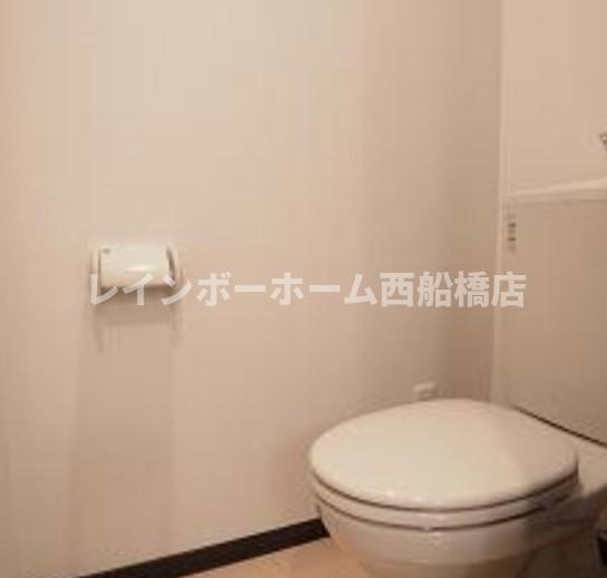船橋市湊町２丁目の賃貸マンションのトイレ