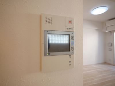 【セキュリティ】 | スプランディッド安土町 | モニター付きインターホンです
