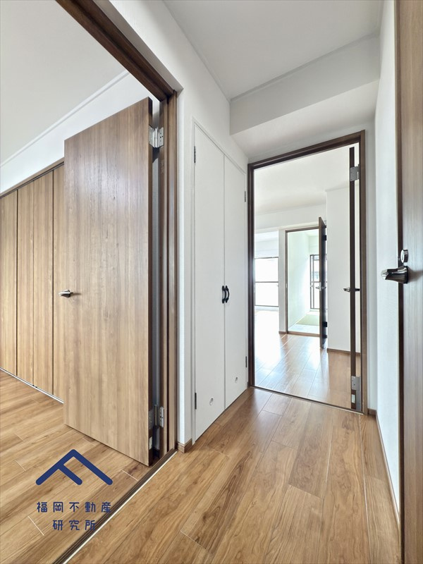 ロータリープラザ二日市の玄関