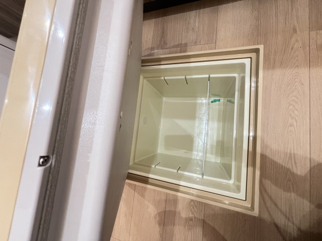 高浜市春日町　全2棟　2号棟の収納