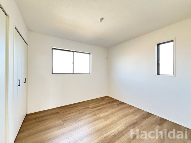 高浜市春日町　全2棟　2号棟の洋室|6.12帖洋室