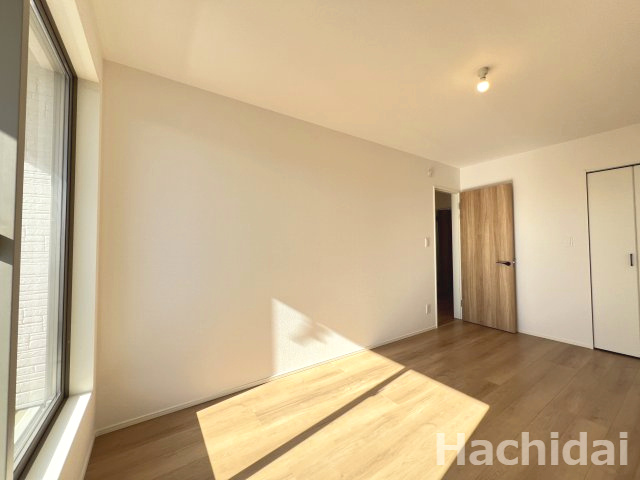 高浜市春日町　全2棟　2号棟の洋室|7.5帖洋室