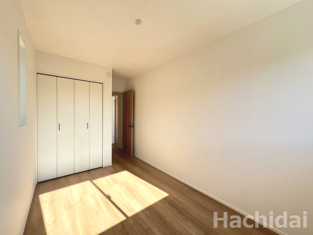 高浜市春日町　全2棟　2号棟の洋室|5.5帖洋室