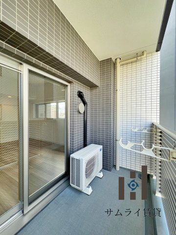 プレサンスジェネ鶴舞のバルコニー