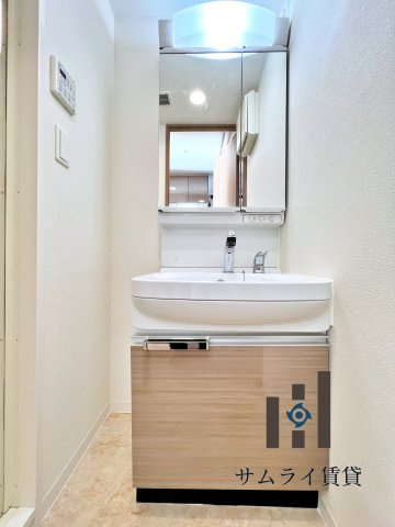 プレサンスジェネ鶴舞の洗面所