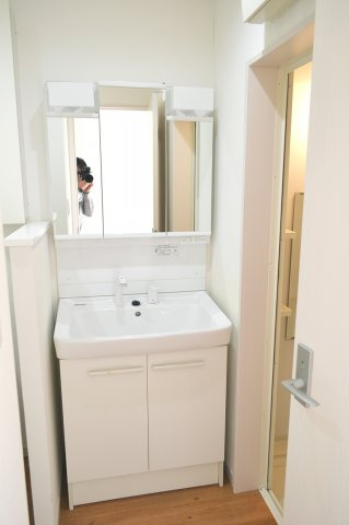 オフィーリアの独立洗面台|独立洗面化粧台付き