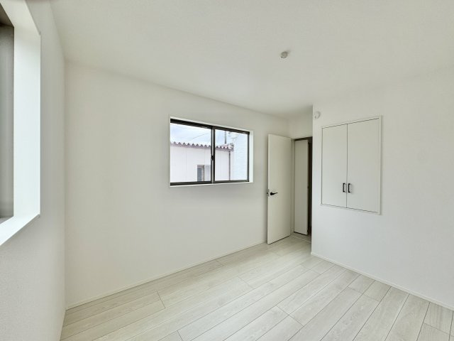 中央区萩丘２期　全1棟の洋室|東側洋室5.5帖