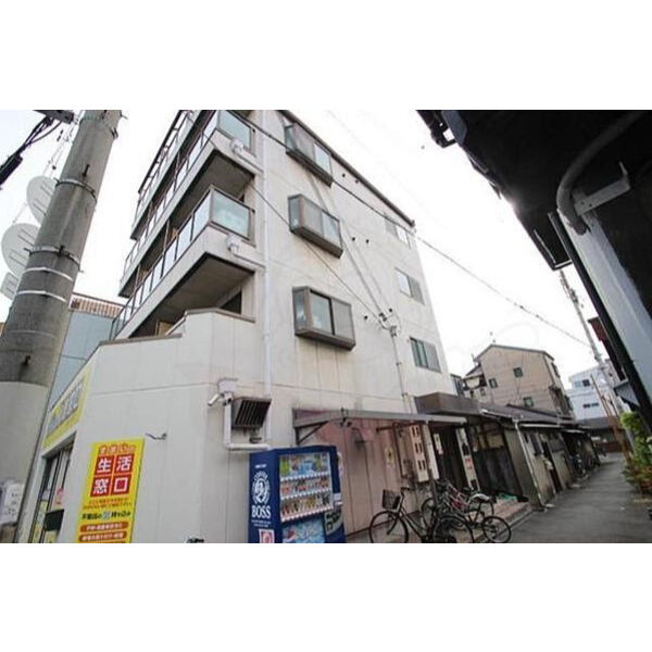 大阪市淀川区十三東３丁目の店舗一部