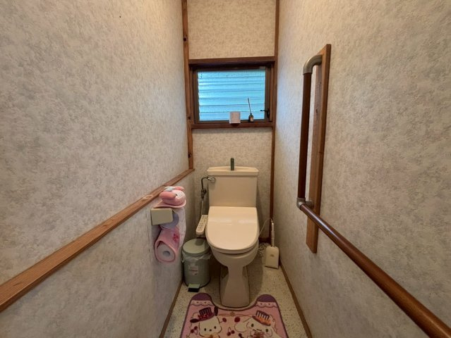 館山市正木　中古戸建のトイレ