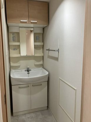 プライムアーバン門前仲町の独立洗面台