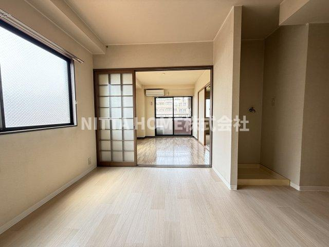 ヴェルファーレの内装|キレイな室内です♪