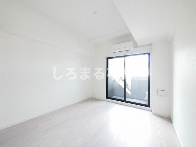 S-RESIDENCE天満Gracisの居間・リビング