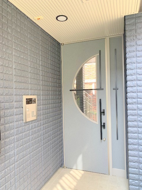 フルーレ芦花のエントランス|オートロック★