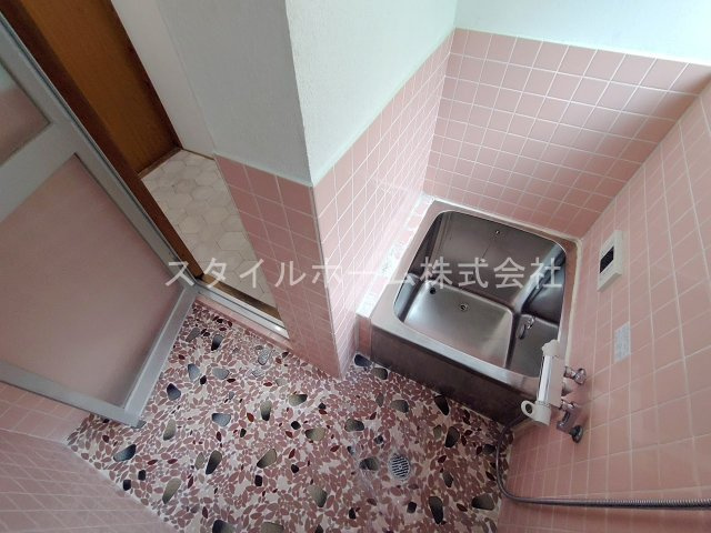 牛川町西郷貸家の浴室