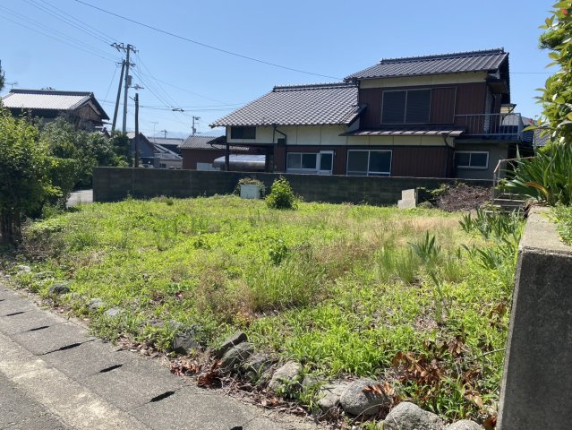 西条市国安　土地の外観