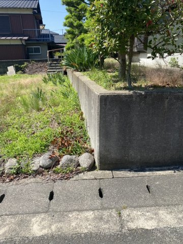 西条市国安　土地の外観