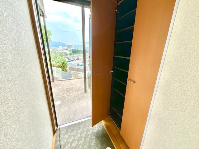 パレルINUIのその他|広いシューズ入れです