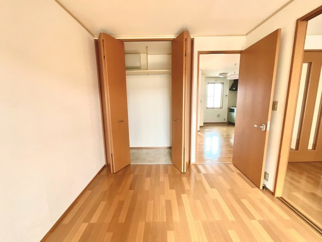 パレルINUIの内装|落ち着いた雰囲気の内装です