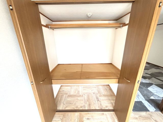 新栄プロパティー羽曳が丘の収納