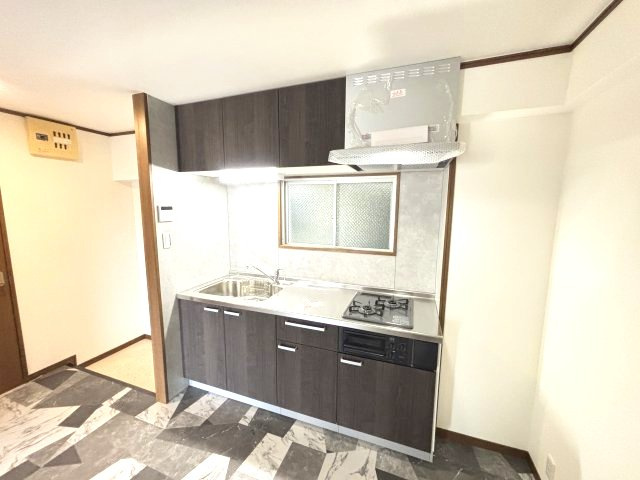 新栄プロパティー羽曳が丘のキッチン
