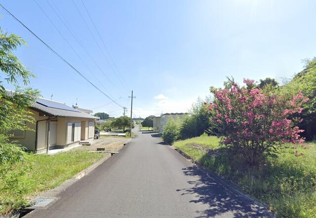 【前面道路含む現地写真】 | 前面道路および周辺環境の状況