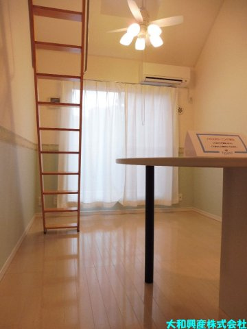 RISE相模大野（ライズ相模大野）の居間・リビング