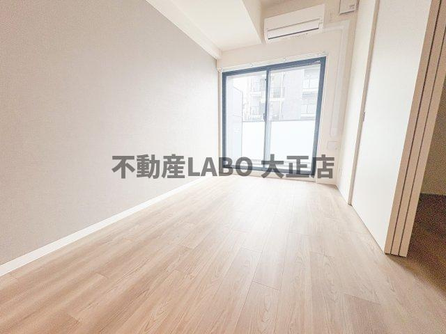 アプリーレ阿波座南の居間・リビング