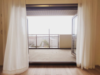 【洋室】 | シーブレス　 | 家族一人ひとりの大切なプライベート空間！それぞれのお好みに合わせてインテリア出来るようなシンプルなデザイン！暮らし心地を大く左右する収納を、適材適所に配置し使い勝手を重視！明るく温もりがあります！！