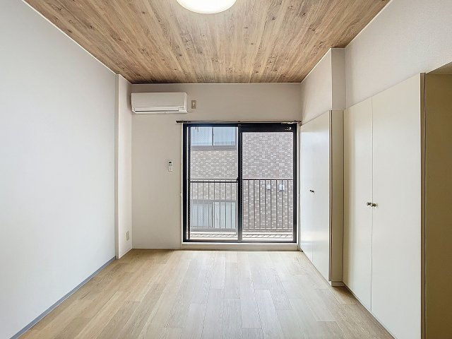 マリュンヌ金沢の居間・リビング