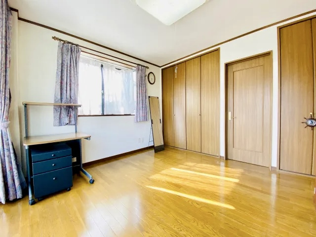 葛飾区東四つ木4丁目中古住宅の洋室|洋室