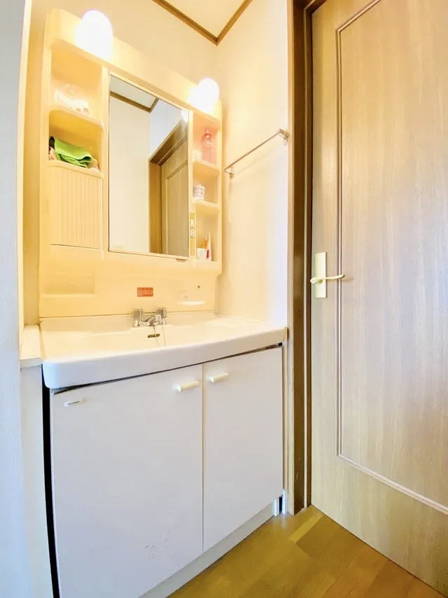 葛飾区東四つ木4丁目中古住宅の独立洗面台|洗面化粧台