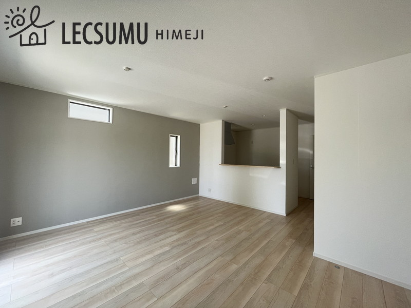 姫路市飾磨区今在家4丁目/新築戸建の居間・リビング