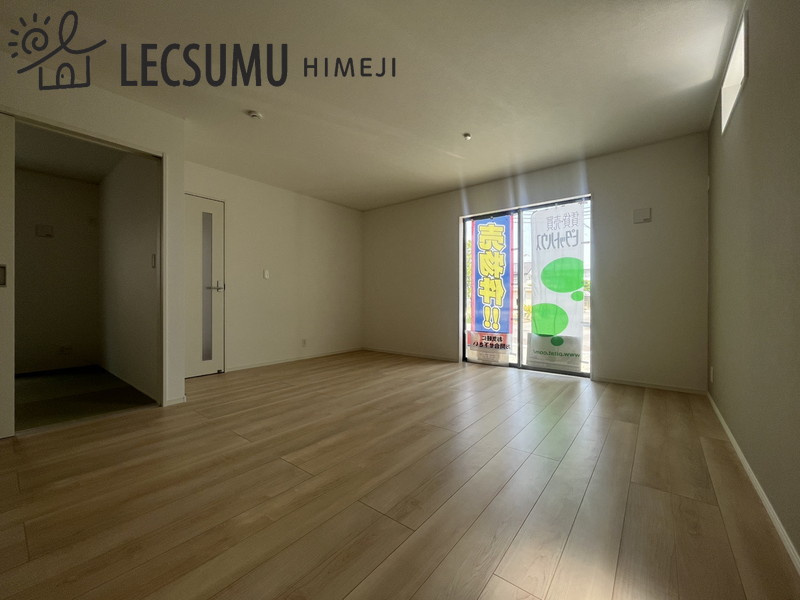姫路市飾磨区今在家4丁目/新築戸建の居間・リビング
